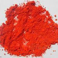 Solvent Red 135
